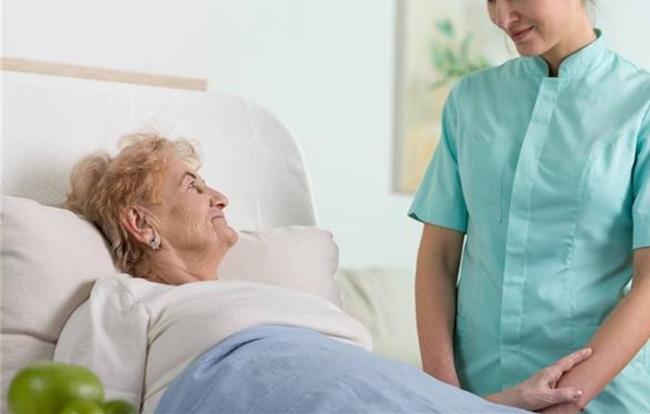 Πώς να φροντίσει σωστά για τη διάρροια Ηλικιωμένοι
